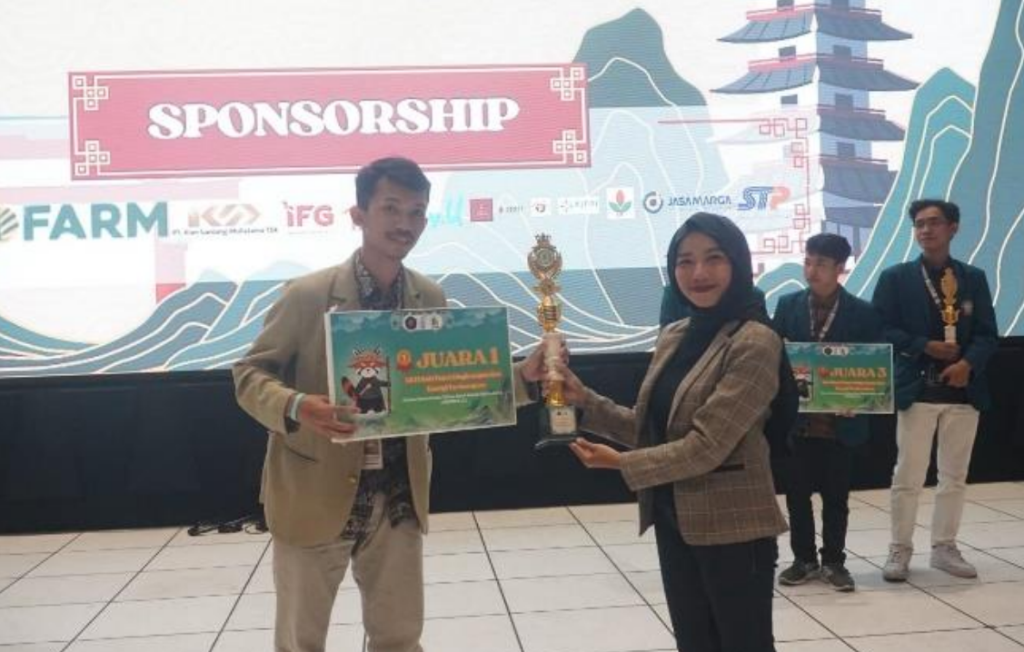 Mahasiswa Teknik Kimia UGM raih juara 1 dalam LKTIN di Universitas ...